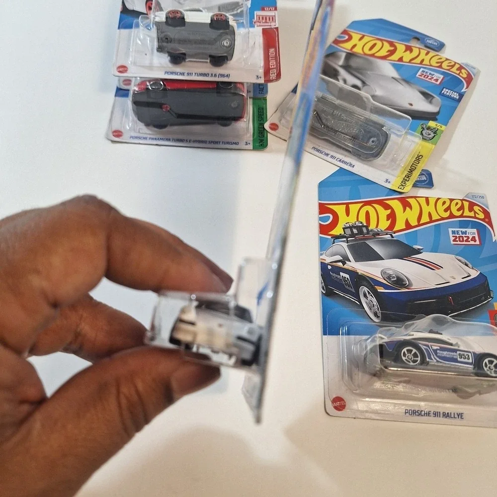 Hot Wheels Porsche 6 Cars‎ Target Red / Zamac / Keychain/ 911 Rally Some Damage